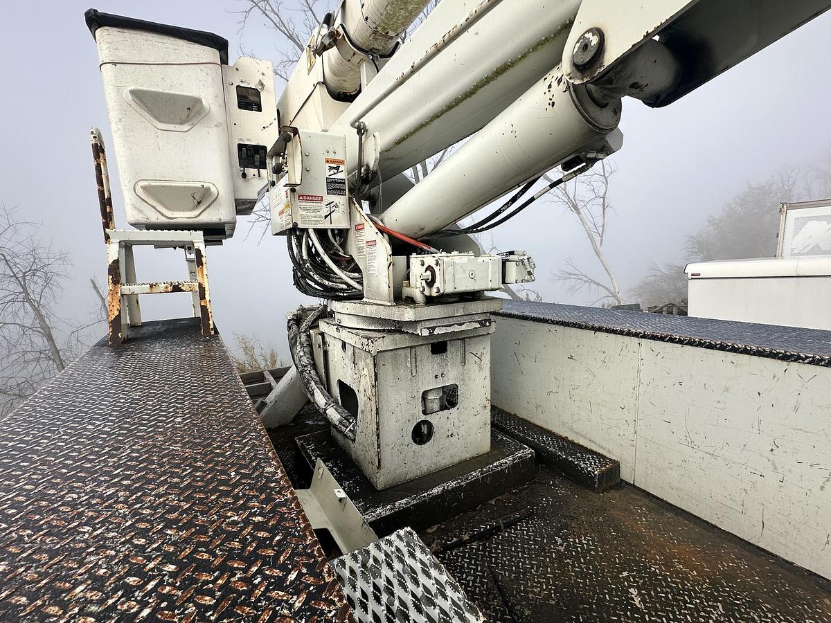 Used 2017 FREIGHTLINER M2 106