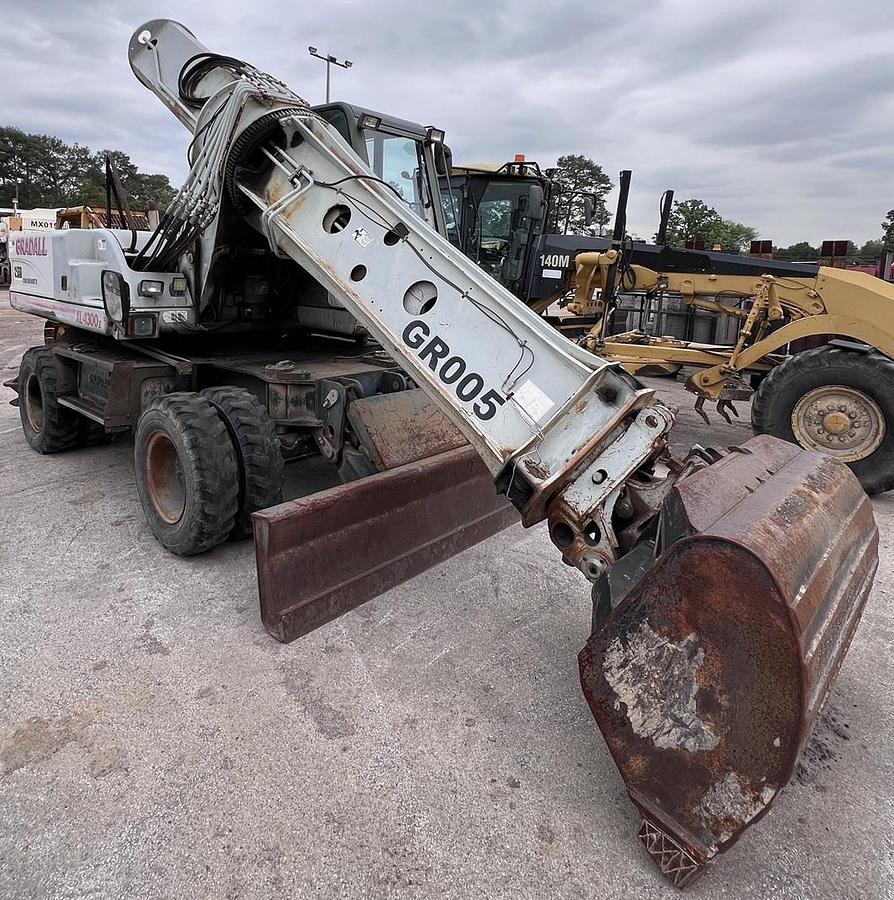 Used 2003 GRADALL 4300 XL II