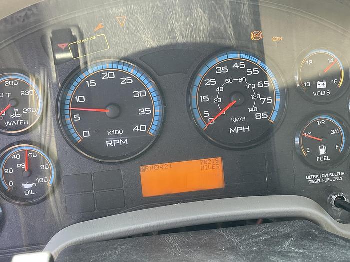 Used 2014 INTERNATIONAL TerraStar 4X4 Crew Cab