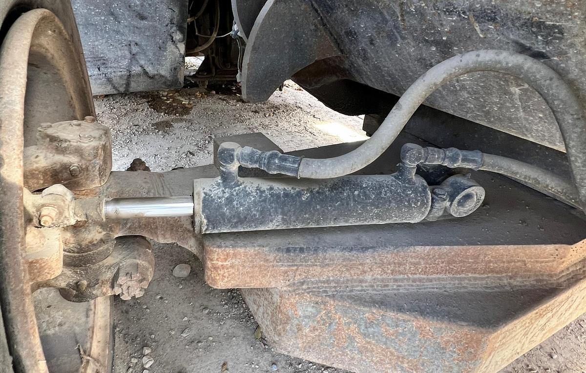 Used 1982 WIGGINS WD228y