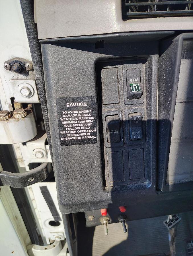 Used 1999 INTERNATIONAL 4700 Low Profile T444E