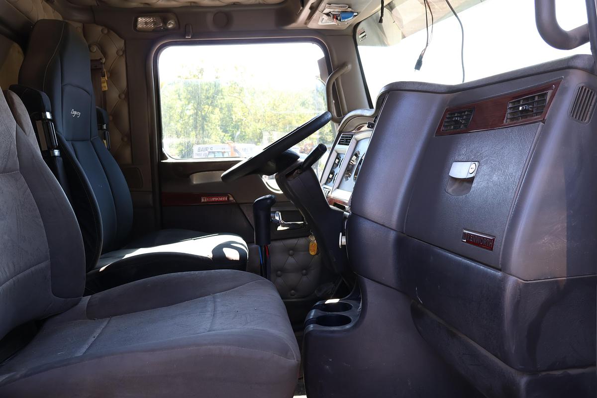 Used 2008 KENWORTH W900