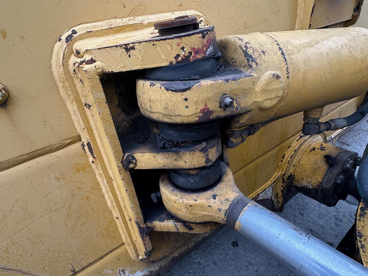 Used 2007 DEERE 650J LT