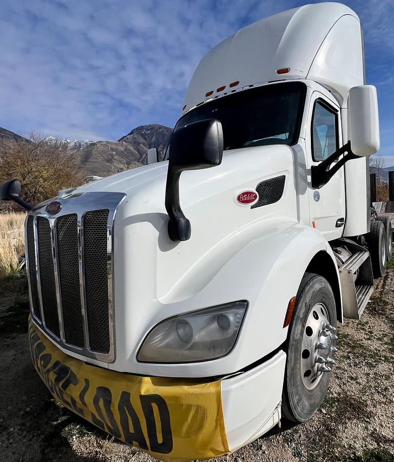 Used 2021 PETERBILT 579