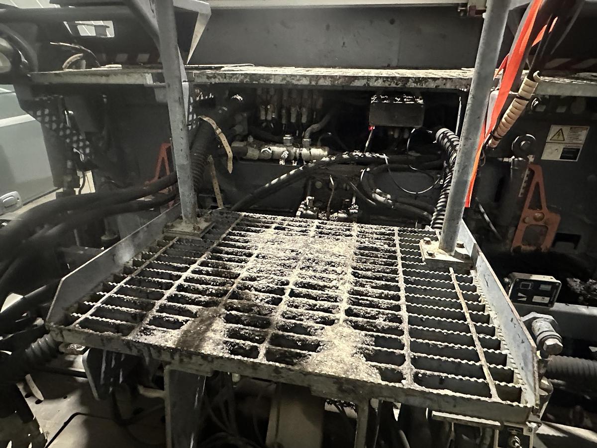 Used 2012 VOGELE Vision 5100-2