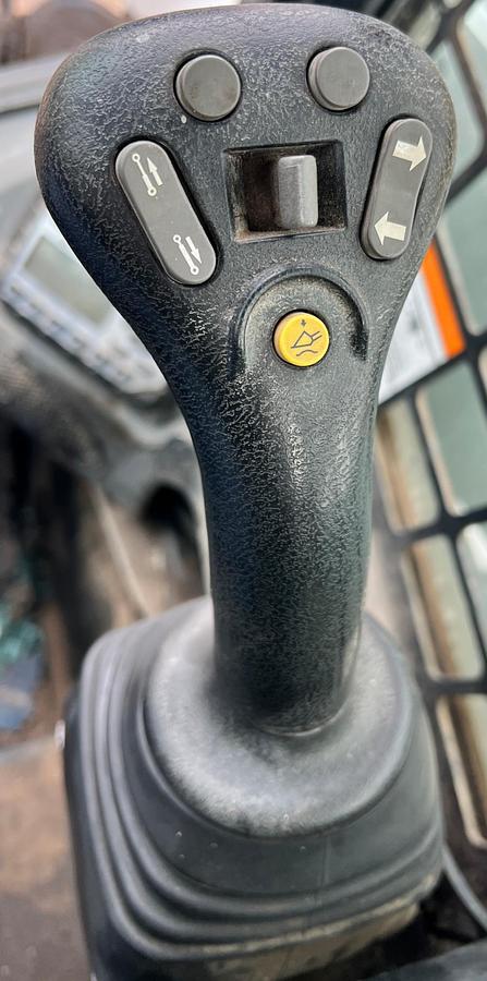 Used 2019 BOBCAT t870