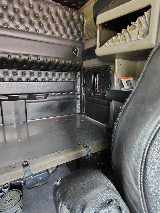 Used 2007 KENWORTH W900