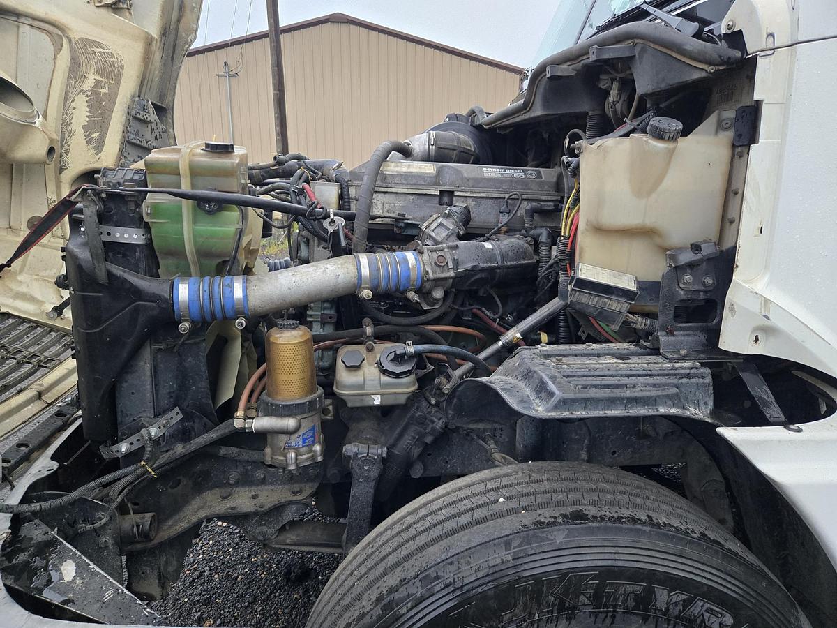 Used 2009 FREIGHTLINER Columbia