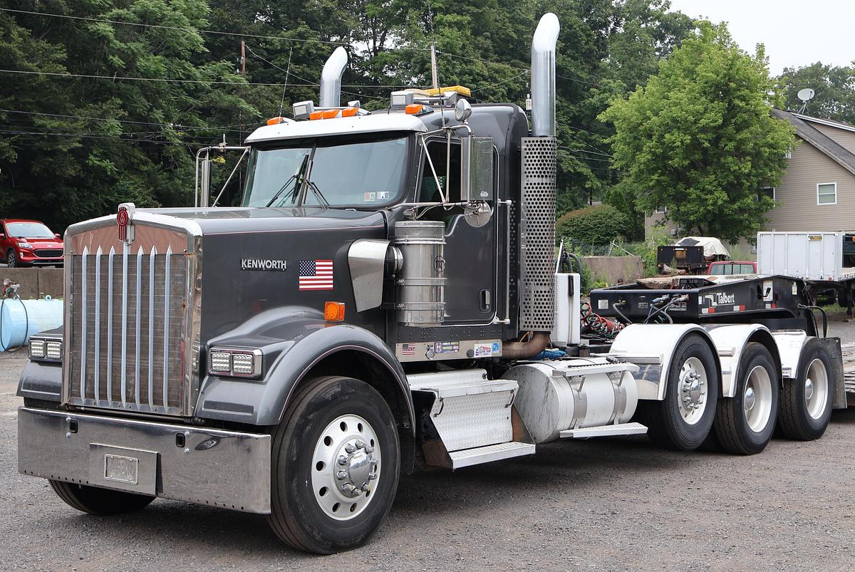 Used 2008 KENWORTH W900