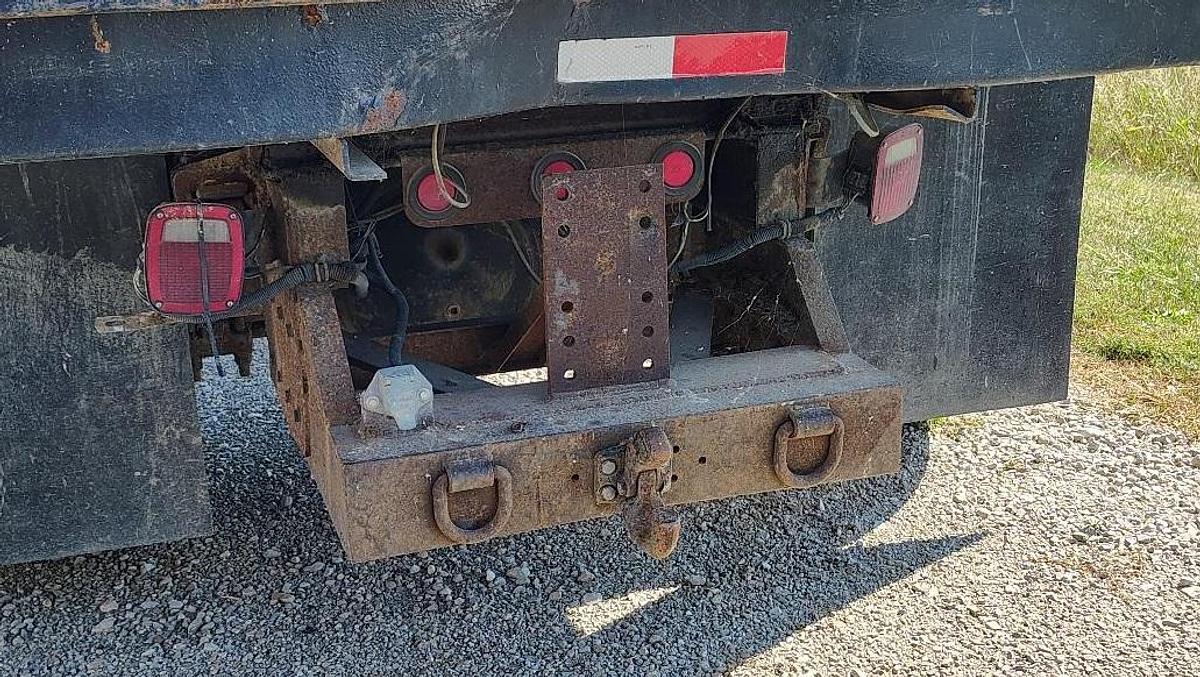 Used 2000 INTERNATIONAL 4700 DT466E