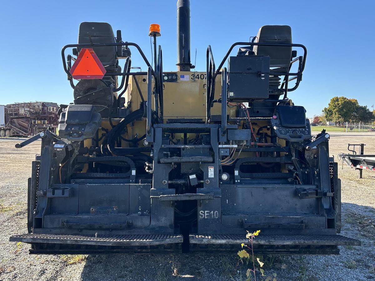 Used 2019 CATERPILLAR AP1000F