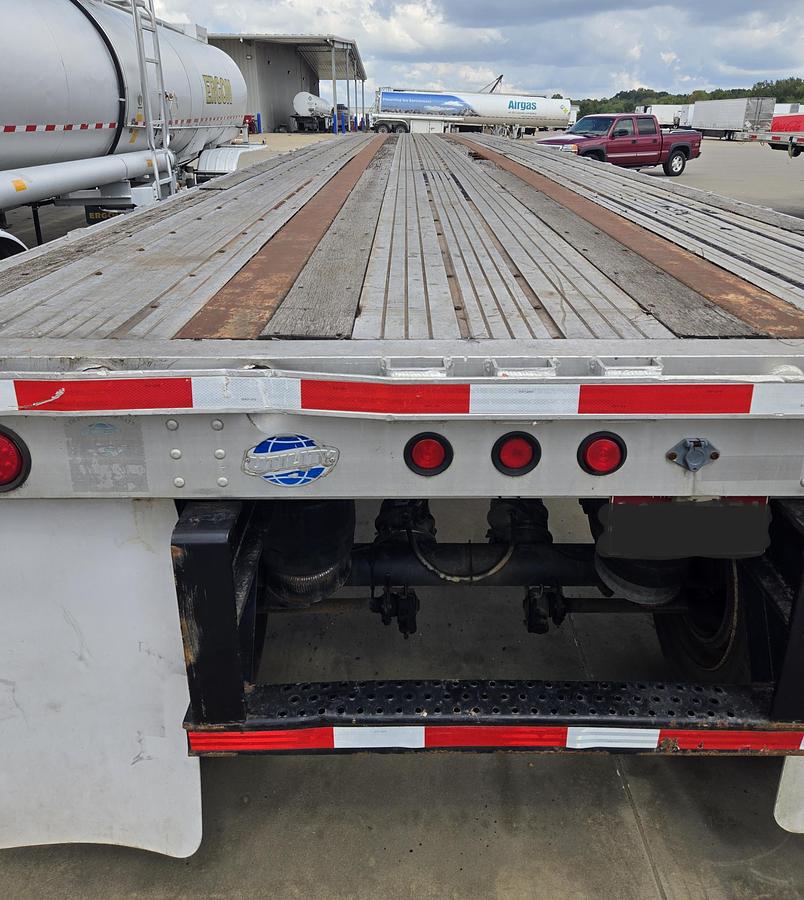 Used 2000 UTILITY 48 x 102