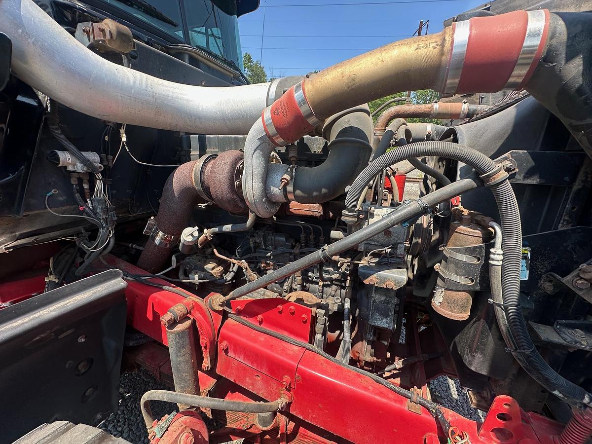 Used 1997 MACK RD688S