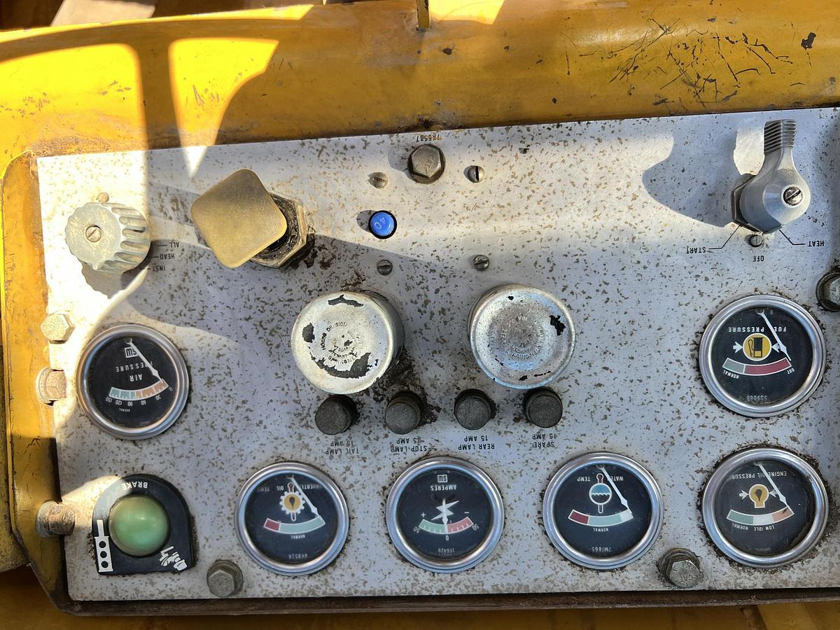 Used 1981 CATERPILLAR 950