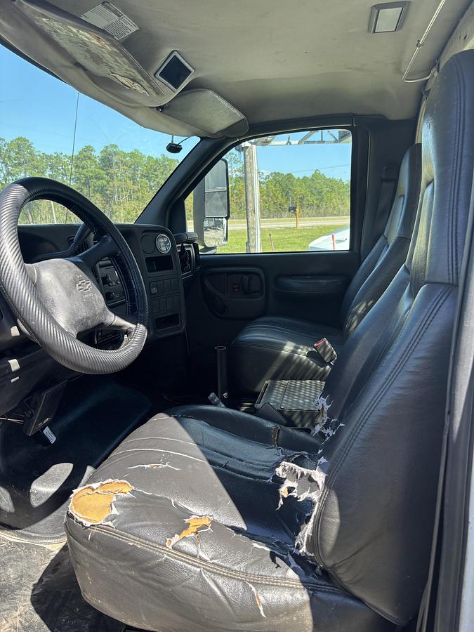 Used 2005 CHEVROLET C4500