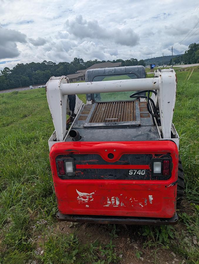 Used 2023 BOBCAT S740