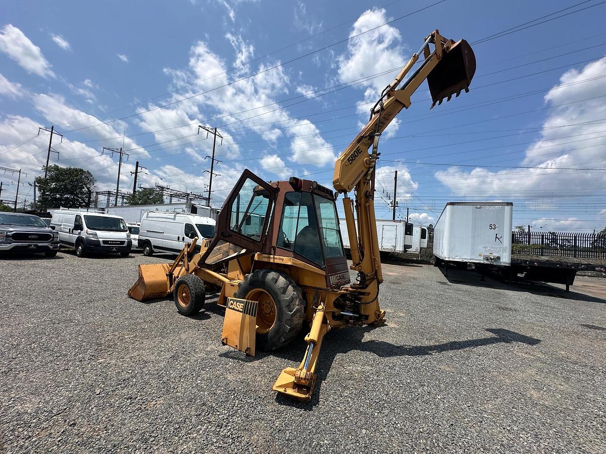 Used 1986 CASE 580E