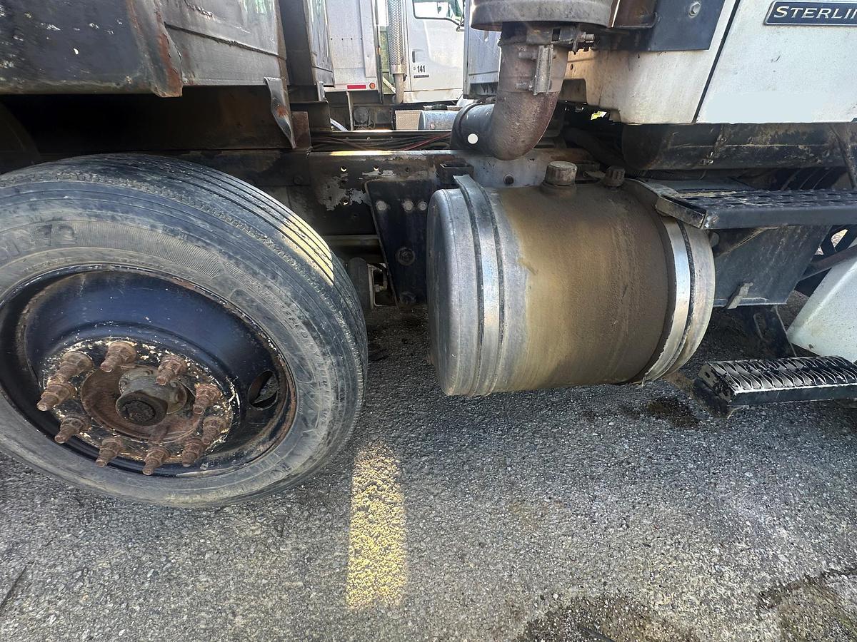 Used 2004 STERLING L7500