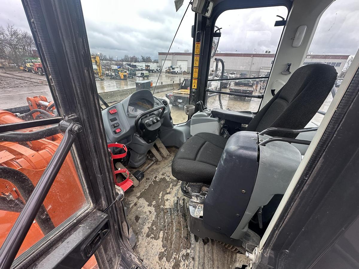 Used 2021 HITACHI ZW370-6HC