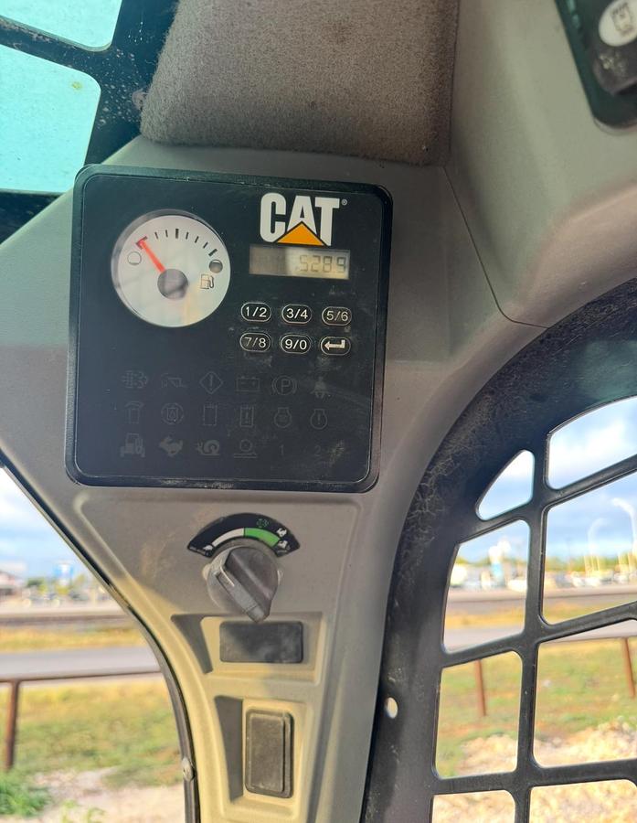 Used 2019 CATERPILLAR 232D