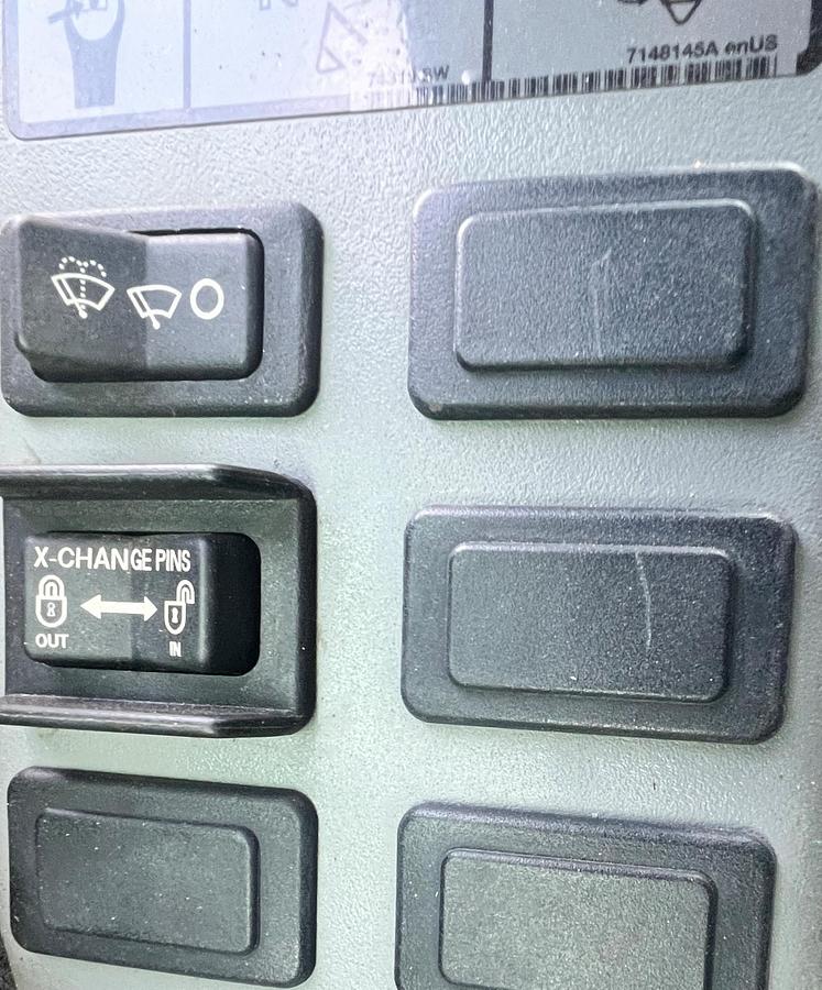 Used 2015 BOBCAT e42