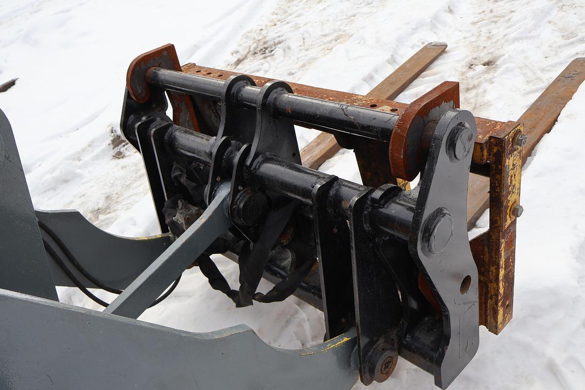 Used 2000 DEERE 244H