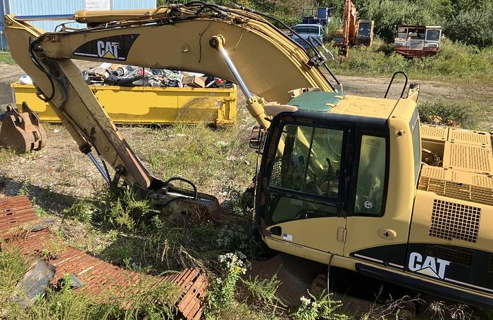 Used 2003 CATERPILLAR 325CL