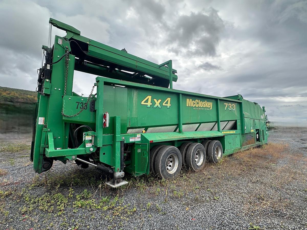 Used 2019 MCCLOSKEY 733RE