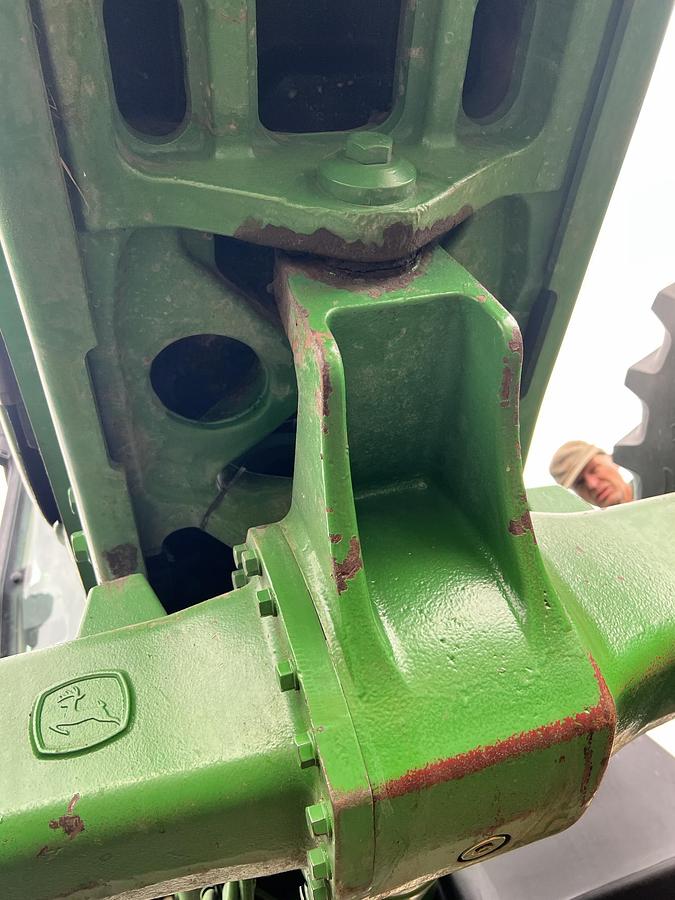 Used 2006 JOHN DEERE 7520