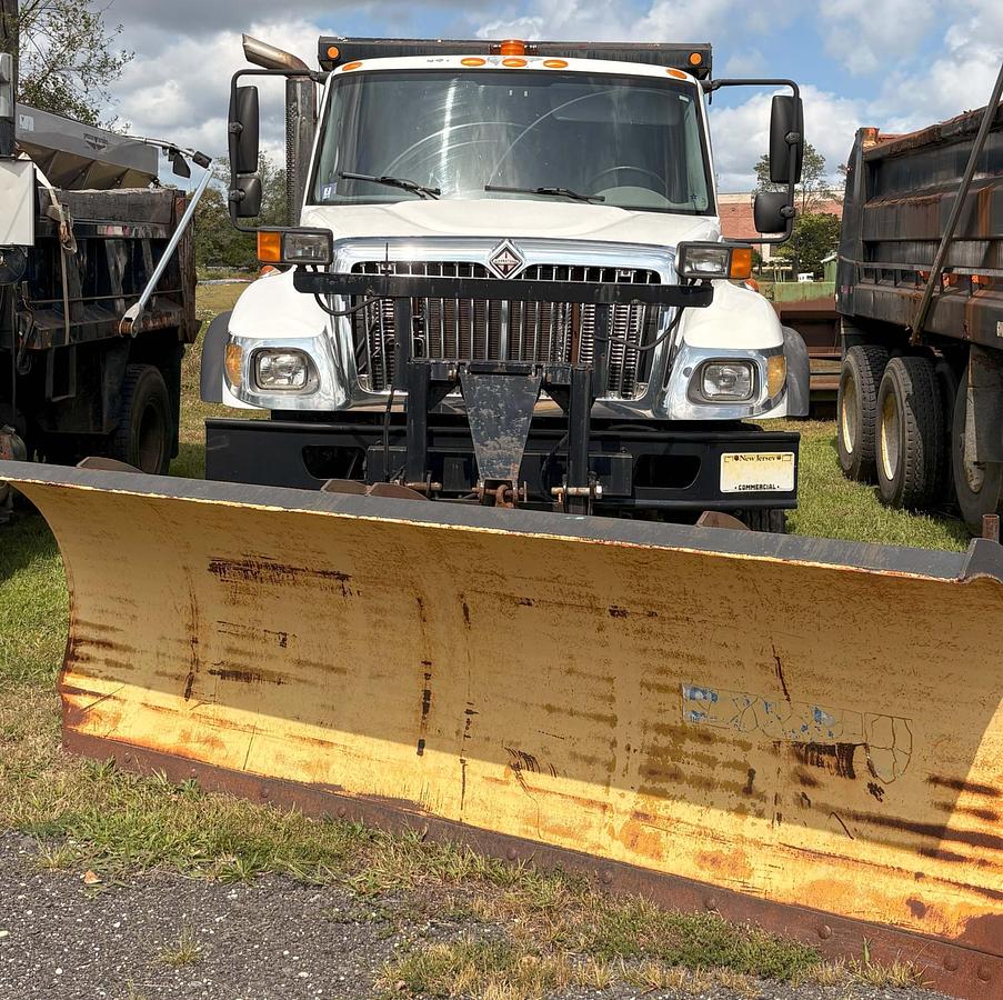 Used 2004 INTERNATIONAL WorkStar 7300