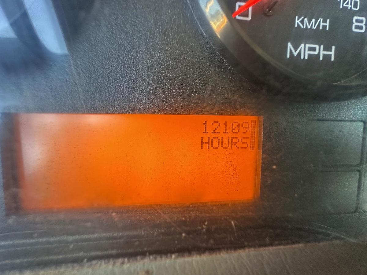 Used 2010 INTERNATIONAL 4300 Service Truck