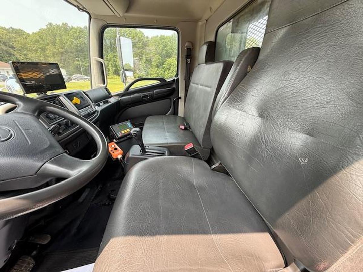 Used 2019 HINO 268