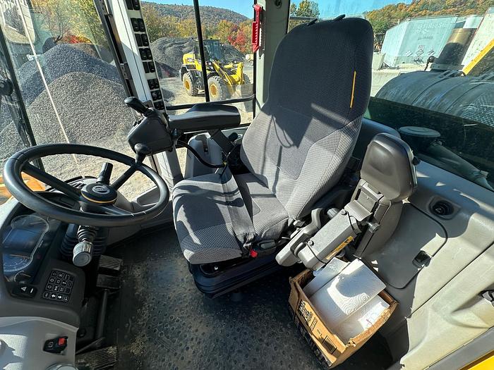 Used 2015 VOLVO L150H