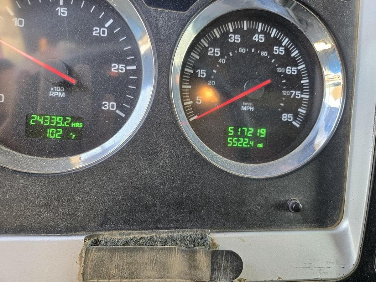 Used 2013 KENWORTH T800