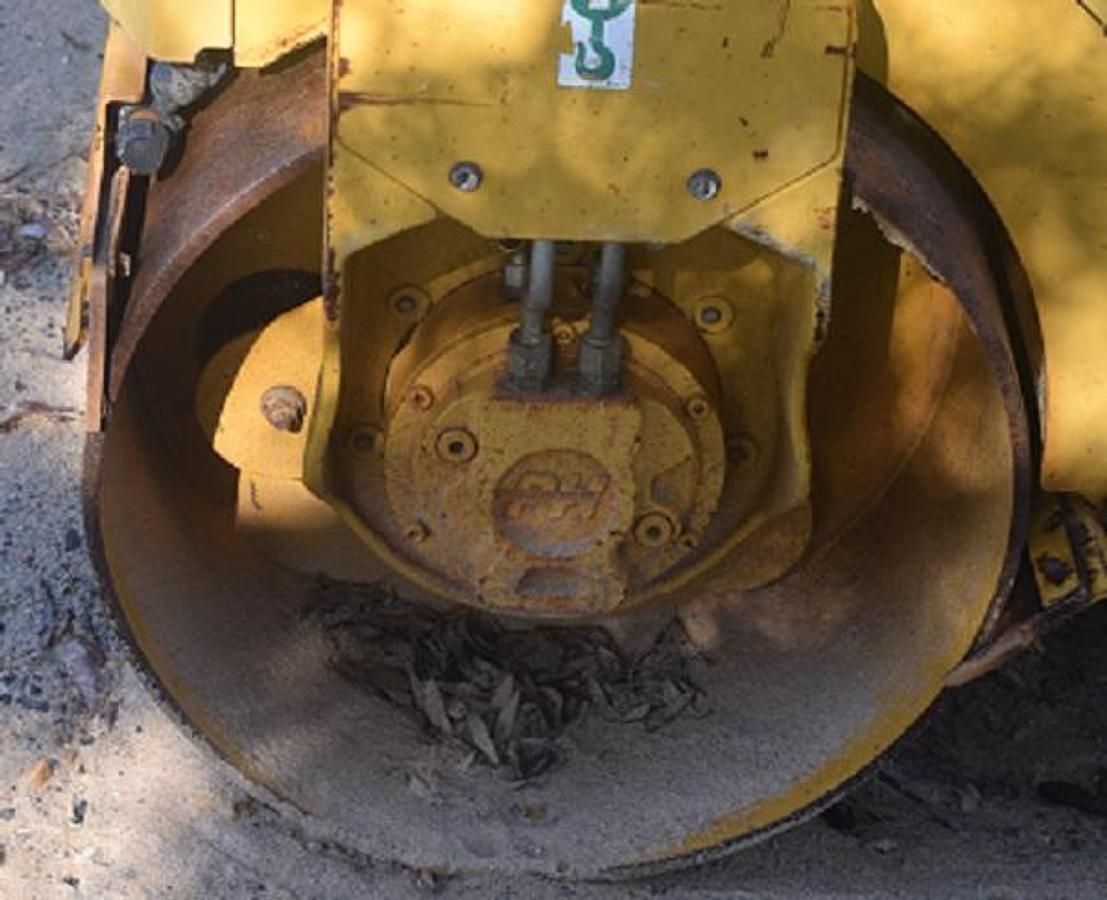 Used 2015 CATERPILLAR CB14B