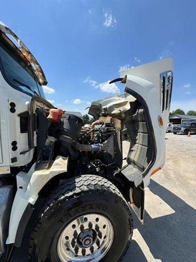 Used 2013 WESTERN STAR 4700
