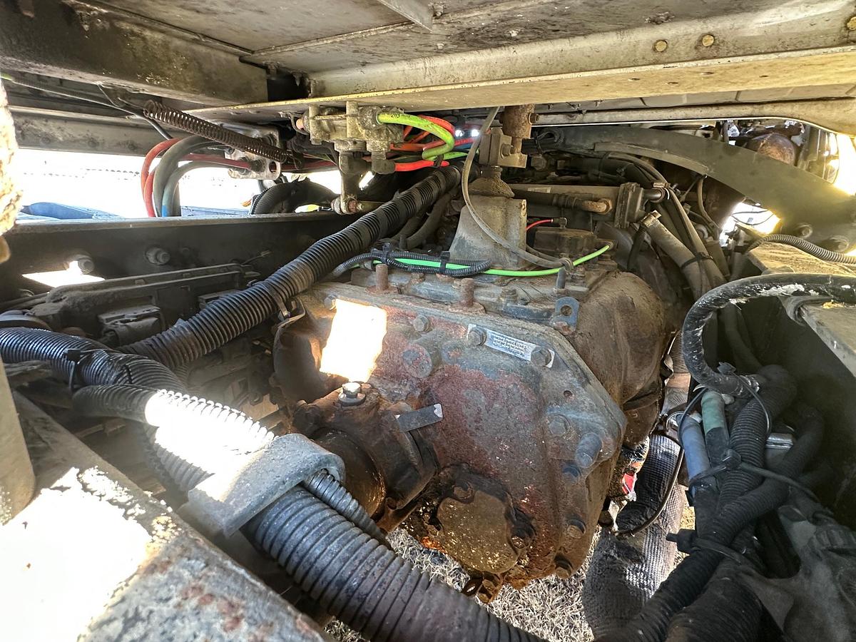 Used 2013 PETERBILT 384