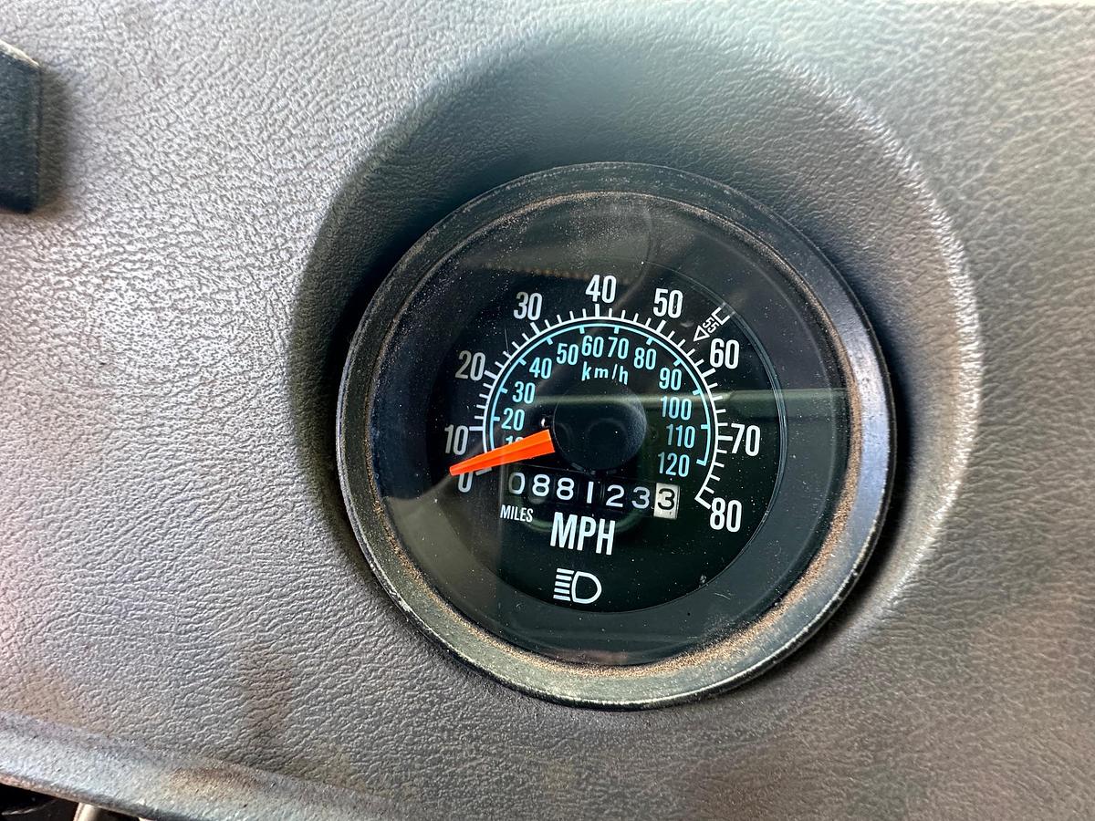 Used 1990 MACK RB688S
