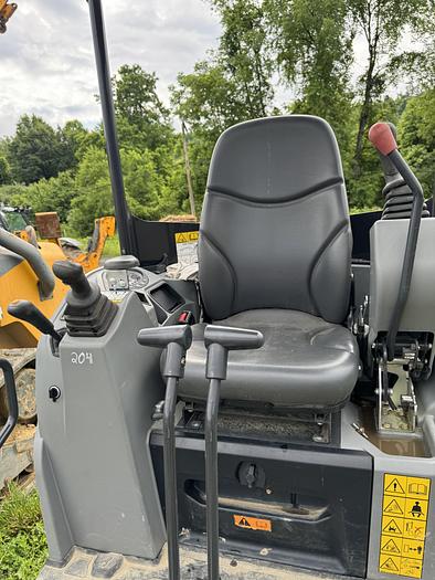 Used 2022 BOBCAT E20