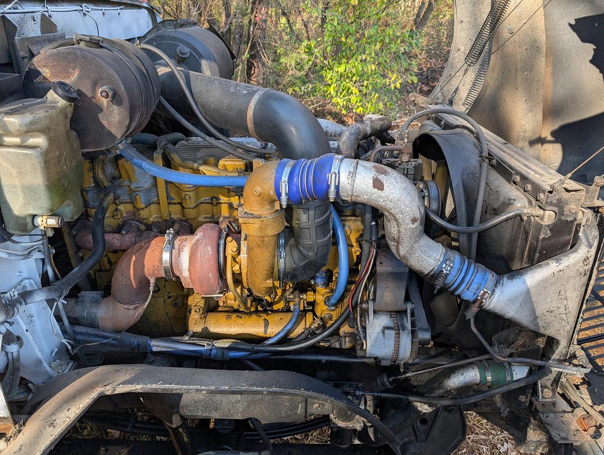 Used 1996 INTERNATIONAL 9400 Tri Axle