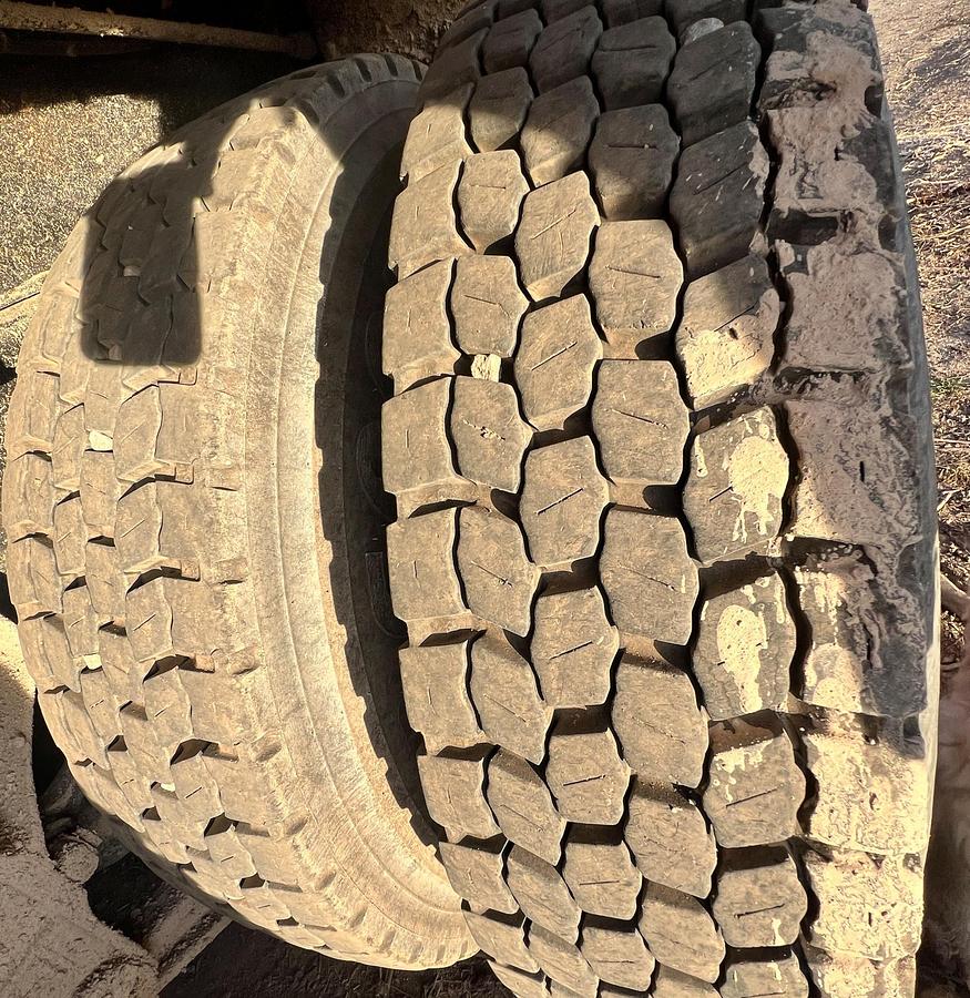 Used 2013 FREIGHTLINER 108SD Dump Truck