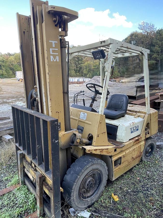 Used 1989 TCM FG25N2