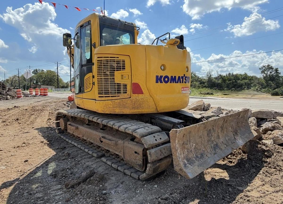 Used 2022 KOMATSU PC138USLC-11