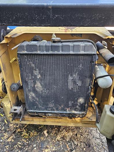 Used 1999 NEW HOLLAND LX885