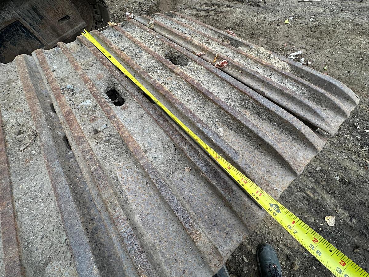 Used 2011 DEERE 450D LC