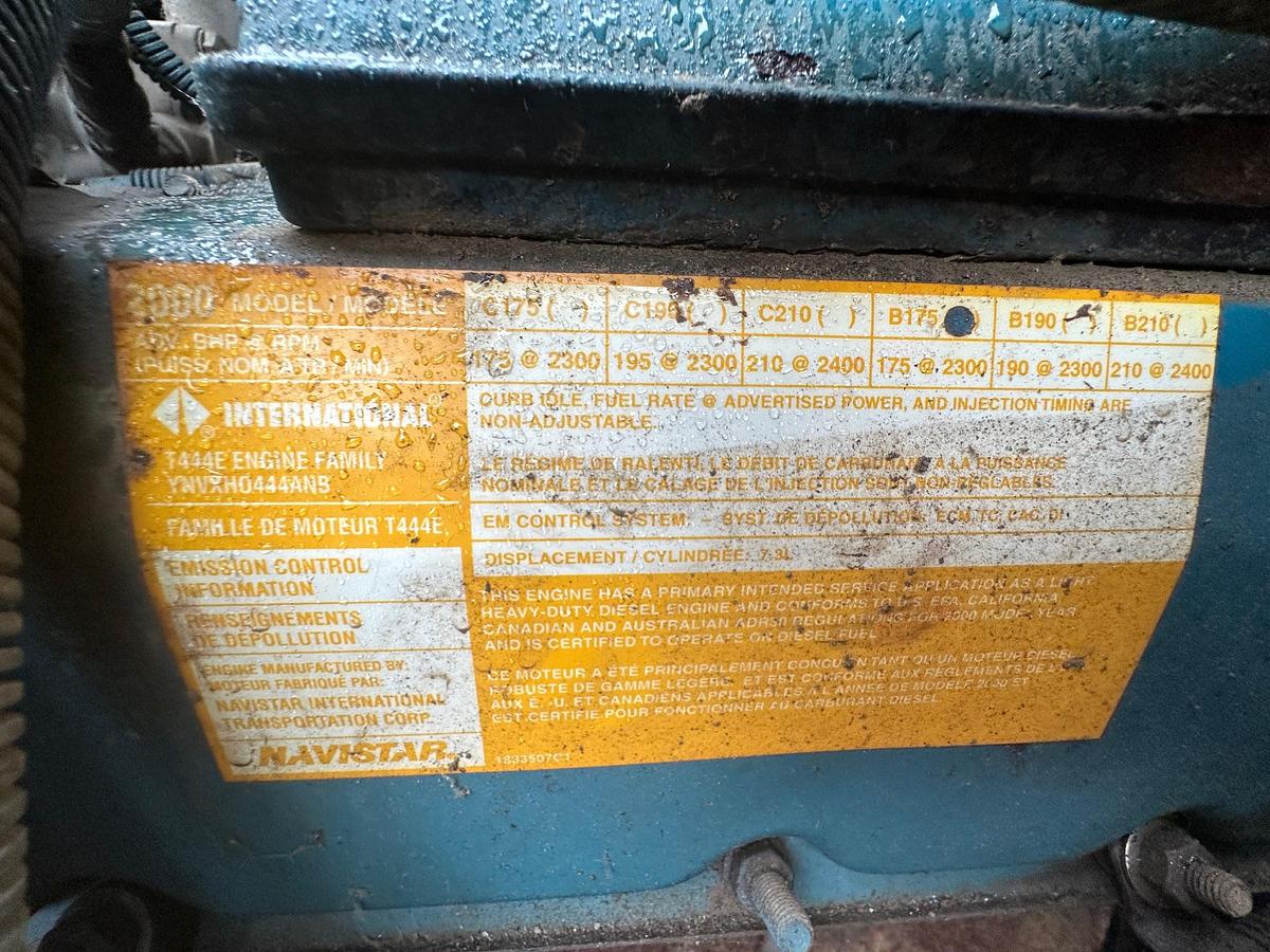 Used 2001 INTERNATIONAL 4700 Service Truck