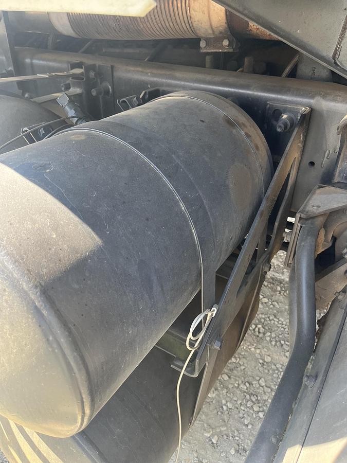 Used 1999 MACK CH-613