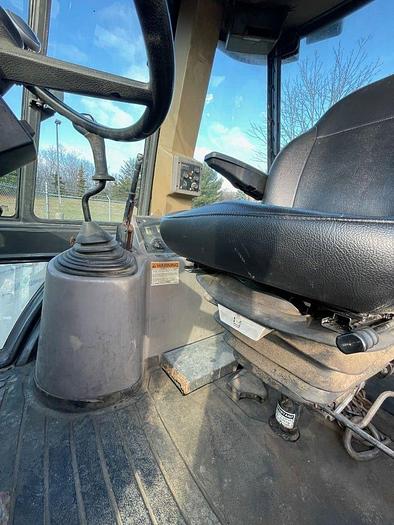 Used 2003 CASE 570M XT