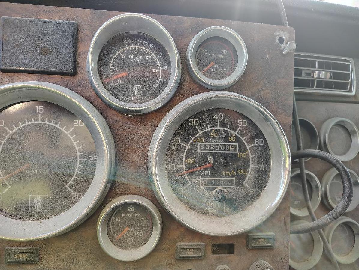 Used 2000 KENWORTH W900