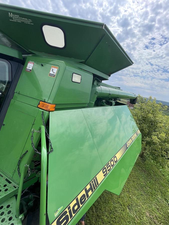 Used 1996 JOHN DEERE 9500 Sidehill combine